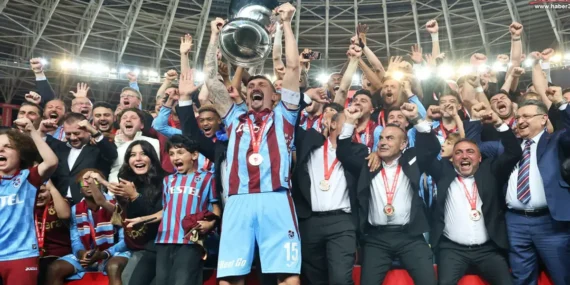 Trabzonspor Türkiye Kupası’nı kazandı! Fırtına 10. kez zirvede