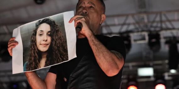 Haluk Levent’ten Gülistan Doku için duygulandıran destek