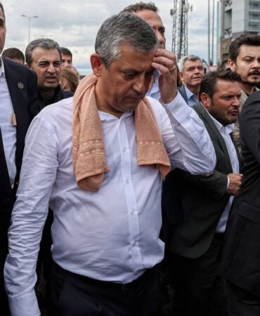 özgür özel