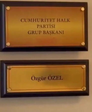 özgür özel