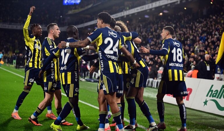 Fenerbahçe – Başakşehir maçı ne zaman, saat kaçta, hangi kanalda? Sarı-lacivertliler kritik virajda