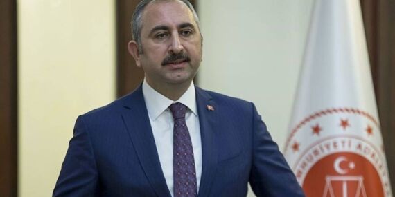 İBB soruşturmasında ‘çıplak arama’ iddiası sonrası AKP’den ilk açıklama
