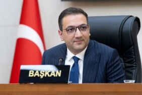 Balçova Belediye Başkanı Onur Yiğit hakkında ev hapsi kararı Alkışlarla çıktı
