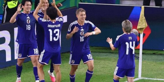 Dünya Kupası’nın 1000. maçında Japonya şov yaptı: Tunus’u 4 golle geçti