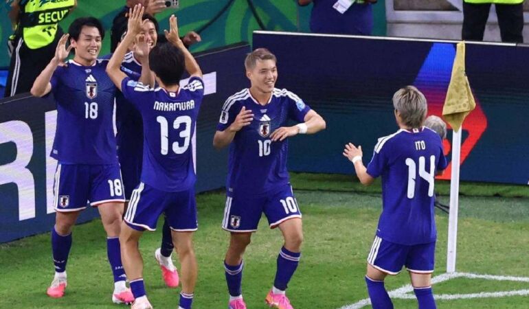 Dünya Kupası'nın 1000. maçında Japonya şov yaptı Tunus'u 4 golle geçti