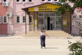 Osmaniye'de sınava saniyelerle geç kalan aday içeri alınmadı