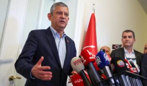 Özgür Özel kararını açıkladı 'Yarın grup toplantısını ben yöneteceğim'