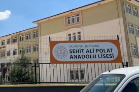 Parkta bıçaklanan lise öğrencisi ağır yaralandı!