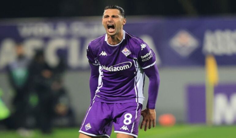 Rolando-Mandragora-celebrate-768