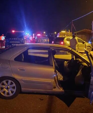 Sivas'ta iki otomobil çarpıştı 1 ölü, 3 yaralı