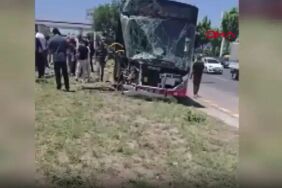 belediye otobüsü kaza yaptı Yaralılar var