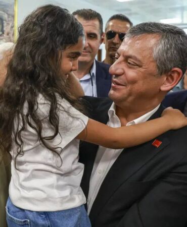 özgür özel