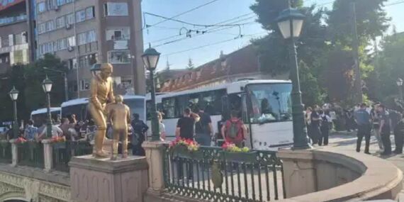 Eskişehir’de NATO protestosu öncesi polis müdahalesi: 35 kişi gözaltına alındı