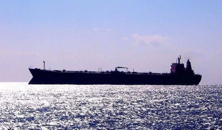 Karadeniz’de tanker saldırıları sürüyor Petrol yüklemeleri yeniden durdu