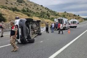 Minibüs devrildi Çok sayıda yaralı var