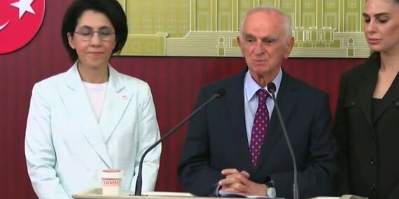 70 yıl sonra CHP’den istifa etti: Önder Sav YENİ Parti’ye katılıyor