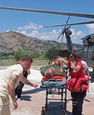 Özel’den önemli ziyaret Tanju Özcan ve İsmail Arı ile görüşmesini açıkladı (33)