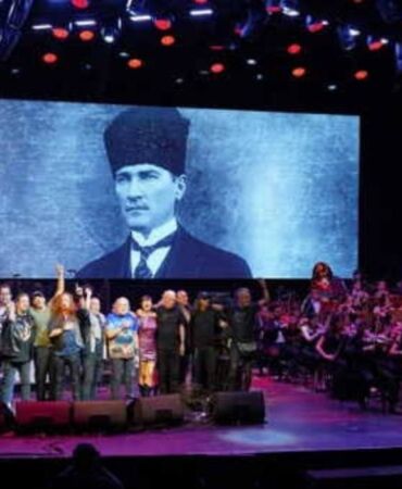 Özel’den önemli ziyaret Tanju Özcan ve İsmail Arı ile görüşmesini açıkladı (35)