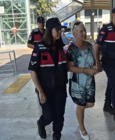 Özel’den önemli ziyaret Tanju Özcan ve İsmail Arı ile görüşmesini açıkladı (43)
