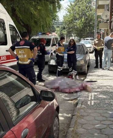 Özel’den önemli ziyaret Tanju Özcan ve İsmail Arı ile görüşmesini açıkladı (61)