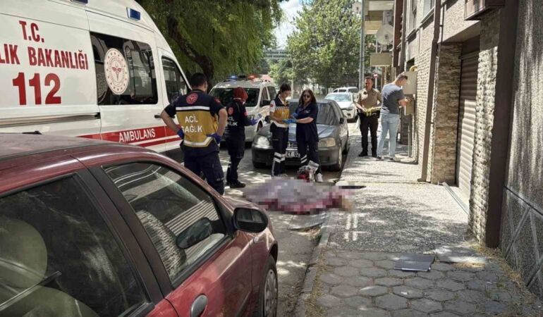 Özel’den önemli ziyaret Tanju Özcan ve İsmail Arı ile görüşmesini açıkladı (61)