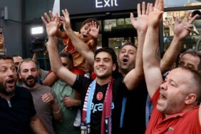 Trabzonspor'un yeni transferi Aral Şimşir oldu Sözleşme ayrıntıları belli oldu!