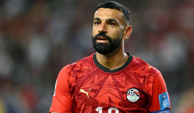 Trossard imza attı, tribünler Mohamed Salah tezahüratı yaptı
