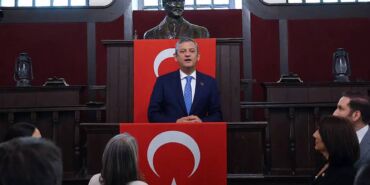 özgür özel
