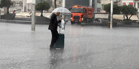 Uyarılar yapılmıştı: İstanbul’da beklenen yağış başladı