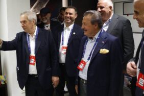 18 yıllık hasret sona erdi Aziz Yıldırım’dan futbolculara dikkat çeken sözler