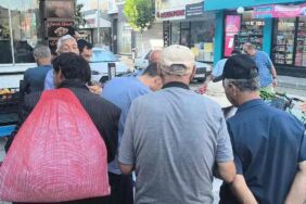 Bedava börek dağıtıldı, yurttaşlar sıraya girdi “Paramız olmadığı için yiyemiyoruz”