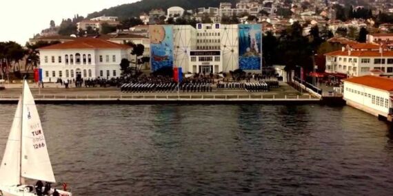 Heybeliada Deniz Harp Okulu’nda yangın!