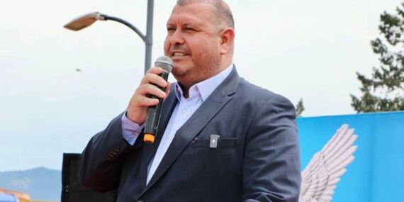 Menderes Belediye Başkanı İlkay Çiçek ‘kesin ihraç’ talebiyle tedbirli olarak disipline sevk edildi