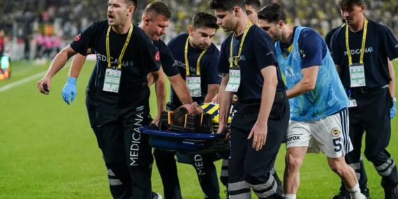 Kerem Aktürkoğlu geceyi hastanede geçirecek: Fenerbahçe’den açıklama