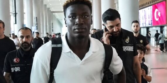 Kojo Peprah Oppong, Fenerbahçe için İstanbul’da