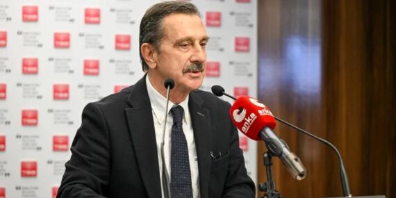 CHP’li Tepebaşı Belediye Başkanı Ahmet Ataç, 54 yıllık parti üyeliğinden istifa etti
