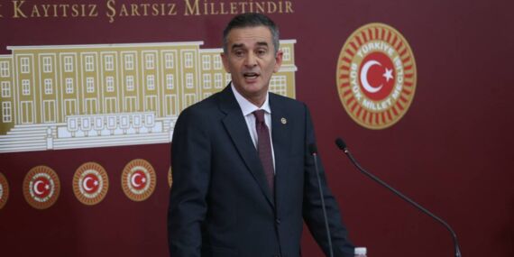 AKP’ye geçeceği konuşuluyordu: Ümit Dikbayır’dan açıklama geldi