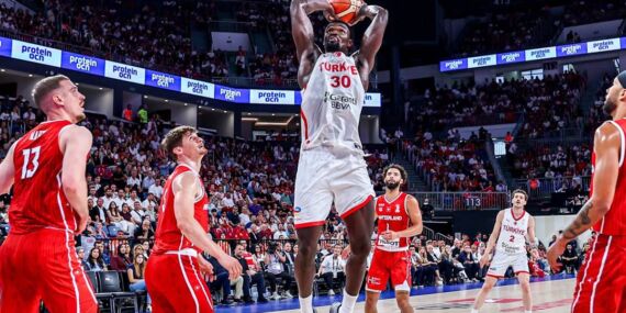 12 Dev Adam, FIBA’nın güç sıralamasında zirvede