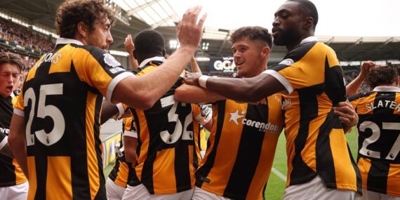 Hull City’den Premier Lig’e olağanüstü başlangıç: Manchester United’a şans tanımadı