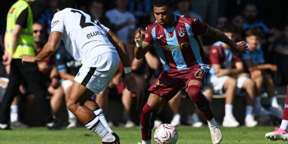 Trabzonspor’un yeni transferi, İsmail Köybaşı’nın jübile maçında sakatlandı