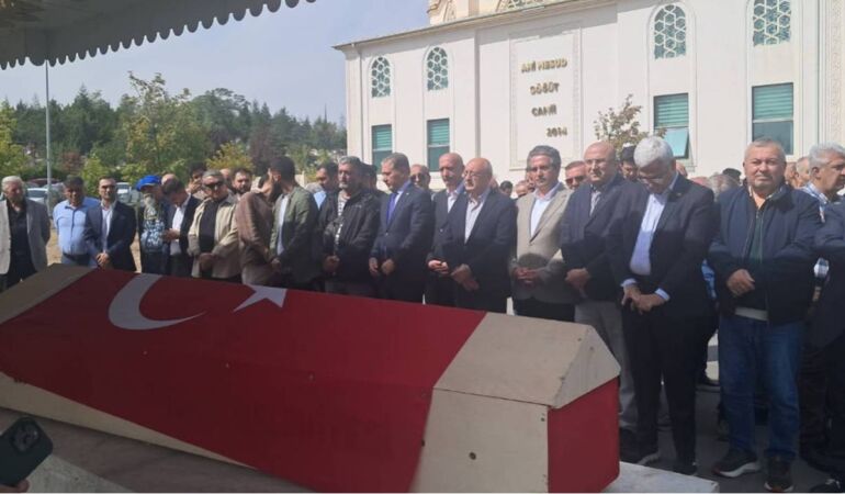 Ali Şekeroğlu son yolculuğuna uğurlandı