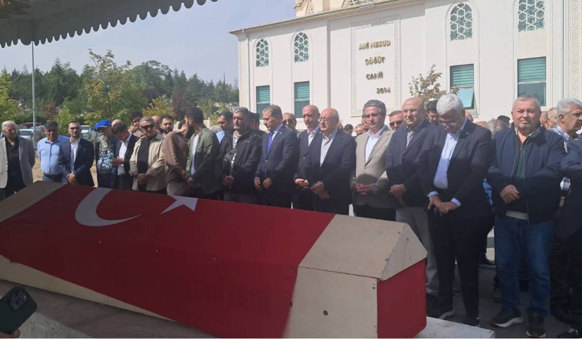 Ali Şekeroğlu son yolculuğuna uğurlandı