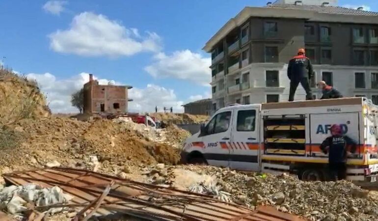 Başakşehir’de inşaat alanında göçük: 1 işçi aranıyor