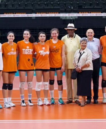 Eczacıbaşı Spor Kulübü, 60. yılında basketbol efsanelerini yeni evinde ağırladı