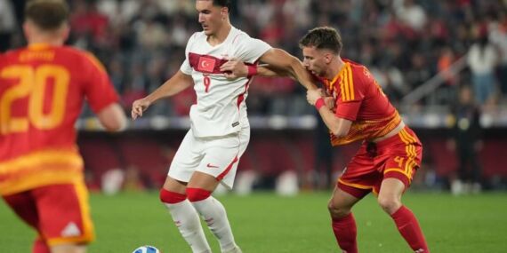 Forvet transferinde mutlu son: Galatasaray milli oyuncuyu KAP’a bildirdi