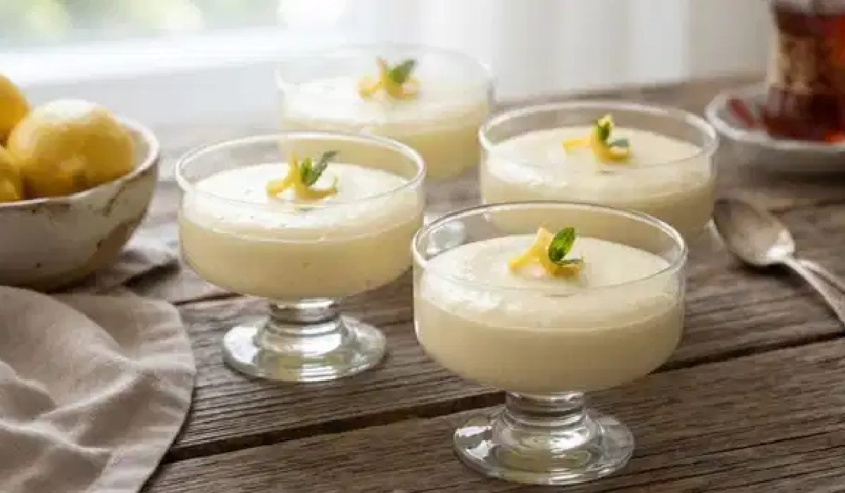 Ağır tatlılardan sıkılanlara Köpük gibi kıvamıyla limonlu mousse