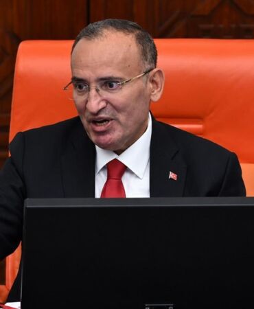 Bekir Bozdağ