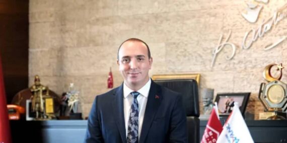 Butlan CHP’sinin ihraç talebi sonrası Konyaaltı Belediye Başkanı Cem Kotan’dan istifa kararı