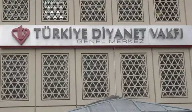 Diyanet Vakfı’nda üç üst düzey yönetici görevden alındı: Vakıftan dikkat çeken açıklama