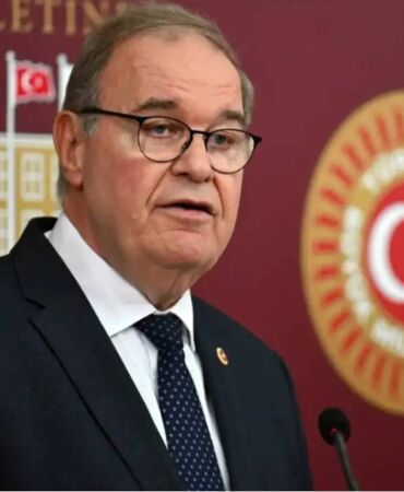 Faik Öztrak